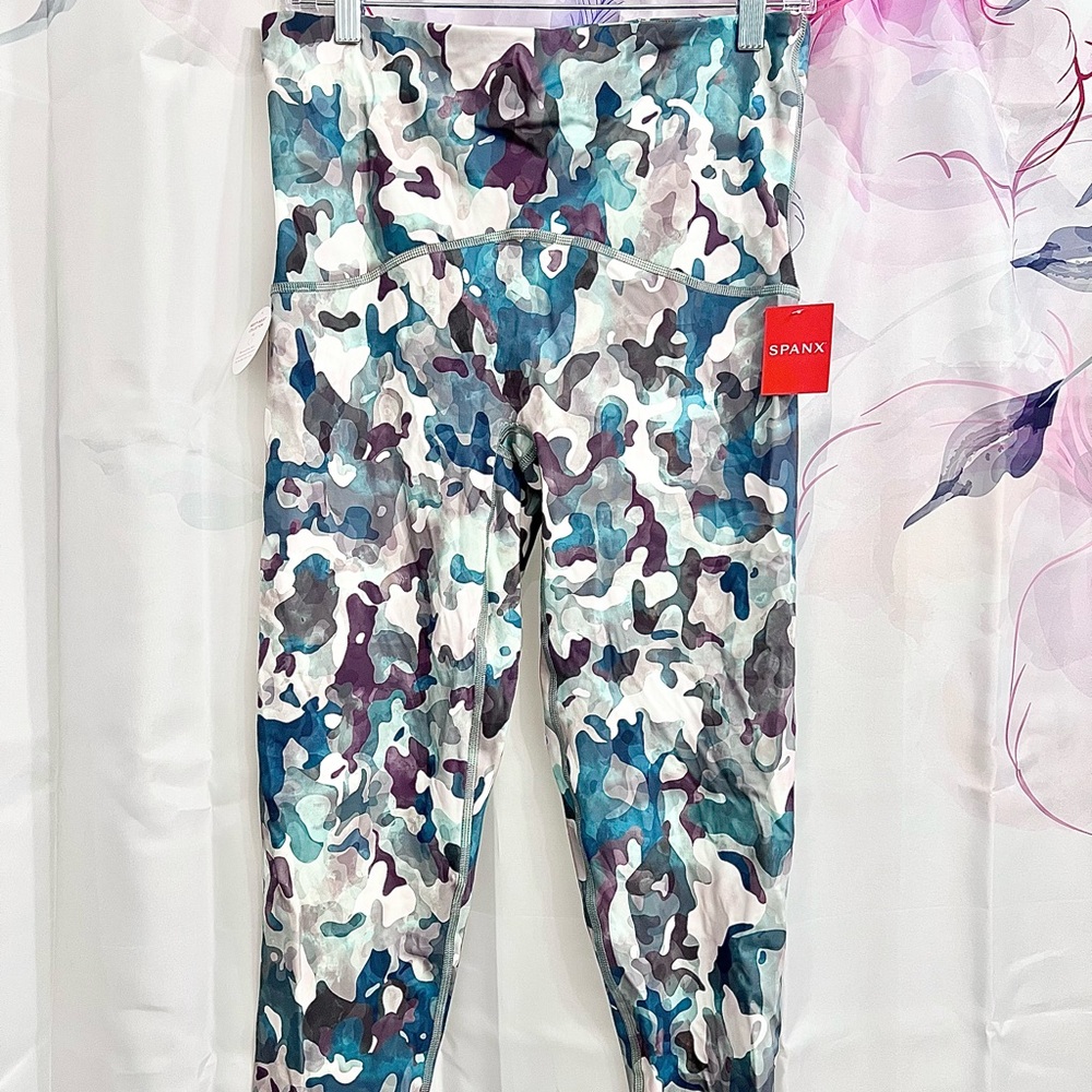 NWT Spanx 7/8 Length Leggings